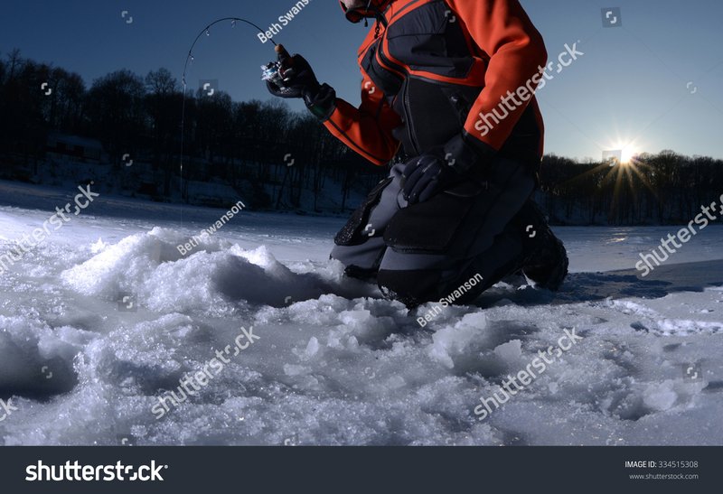 Hooked on Ice: The Thrilling World of Ice Fishing in Canada, ice fishing live demo